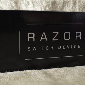 Razor Switch Device (RSD) by Amazo Magic – Trick