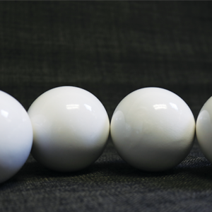 Wooden Billiard Balls (1.75″ White) by Classic Collections – Trick