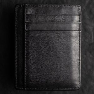 Shadow Wallet Leather (Gimmick and Online Instructions) by Dee Christopher and 1914 – Trick