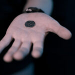 Catch (Gimmicks and Online Instructions) by Vanishing Inc – Trick