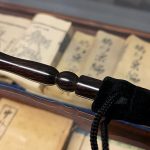 Wooden wand PRO (Standard Black) by Harry He & Bacon Magic – Trick