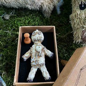 HOODOO – Haunted Voodoo Doll (Gimmicks and Online Instructions) by iNFiNiTi and Mark Traversoni – Trick