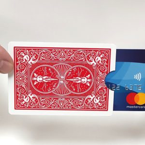 Credit Card Holder (Made from Blue Bicycle cards) by Joker Magic – Trick