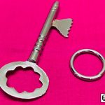 Key and Ring Mystery Puzzle by Mr. Magic – Trick
