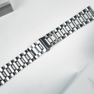 Watchband Stainless Steel by PITATA MAGIC – Trick