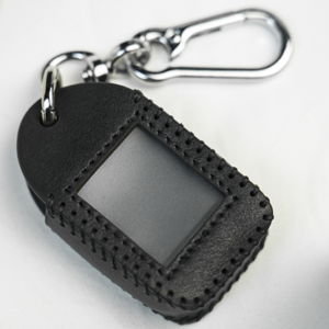 Palm Peeker Keychain Case by PITATA MAGIC – Trick