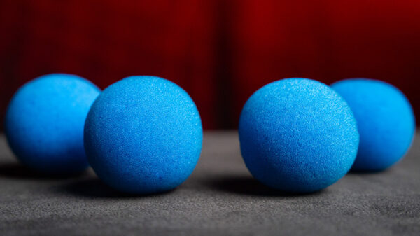 Magic Sponge Balls 4PK BLUE 1.5" by Murphy's Magic - Imagen 3