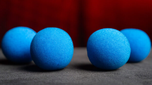 Magic Sponge Balls 4PK BLUE 2" by Murphy's Magic - Imagen 3