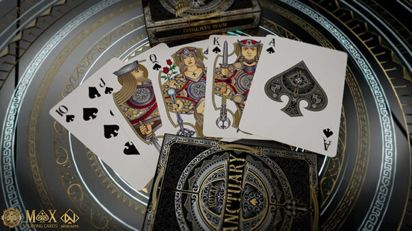 Royal Sanctuary Limited Kings Playing Cards - Imagen 3