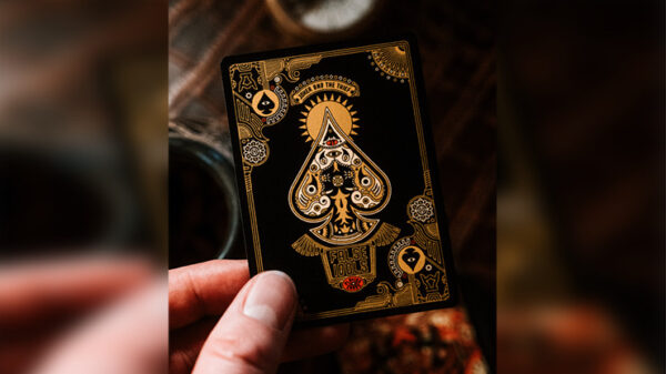 False Idols (Totem) Playing Cards by Joker and the Thief - Imagen 2