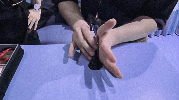 Liquid Spectrum by Tobias Dostal - Imagen 4