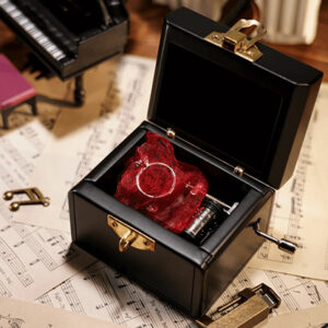 Music Box by Colin Underwood and TCC Magic
