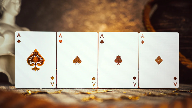 Venus Platinum ( White) Playing Cards by TCC Fashion - Imagen 2