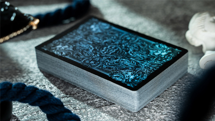 Venus Platinum (Black) Playing Cards by TCC Fashion - Imagen 2