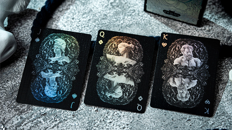 Venus Platinum (Black) Playing Cards by TCC Fashion - Imagen 3