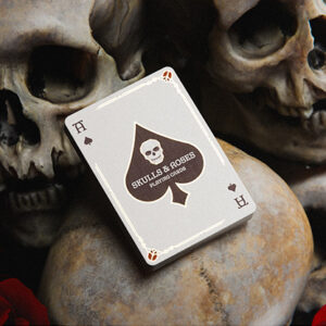 Skulls & Roses Playing Cards (Gilded Edition)