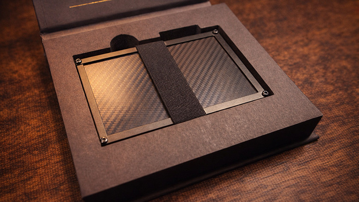 Castle Wallet by Simon Lipkin - Imagen 3